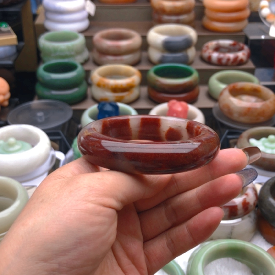 【闪购商品】石英质玉手镯合金?