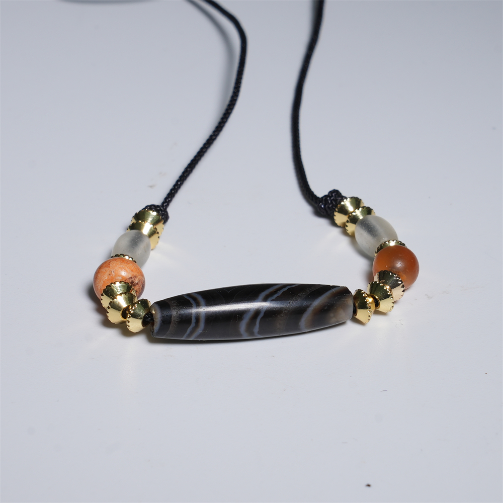 lot122647 明代 玛瑙 缠丝玛瑙项链【古董拍卖】