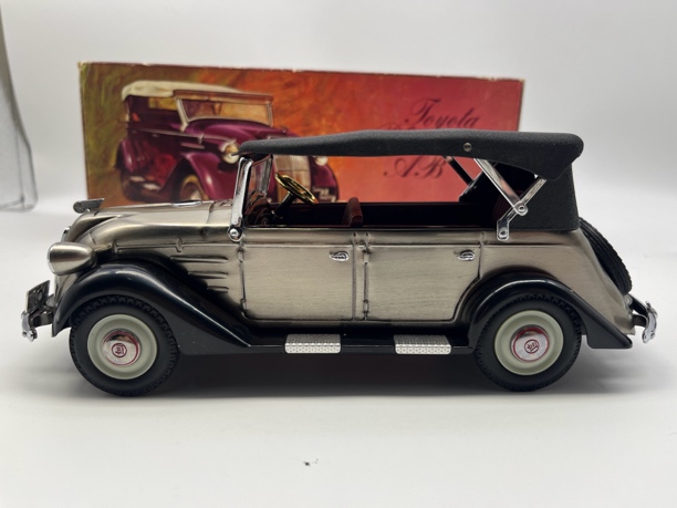 中古回流古董汽车模型打火机toyota 