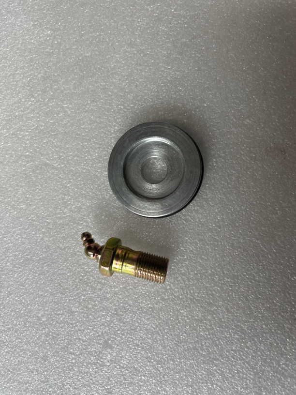 东风天龙153天锦145大力神460主销铁油封立轴堵盖羊角盖板