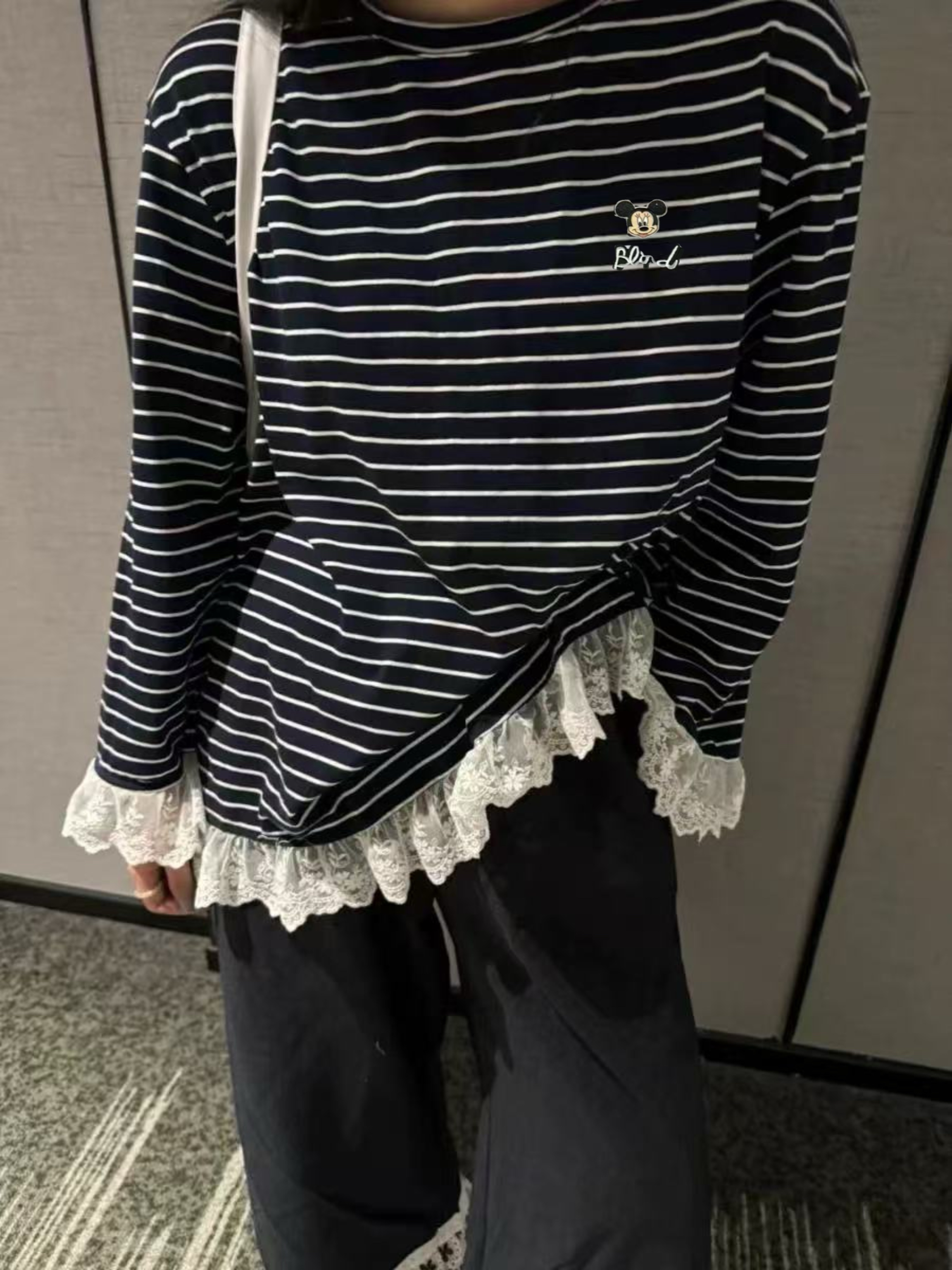 （条纹米奇）德绒条纹撞色打底衫女冬季蕾丝拼接花边长袖T上衣7026