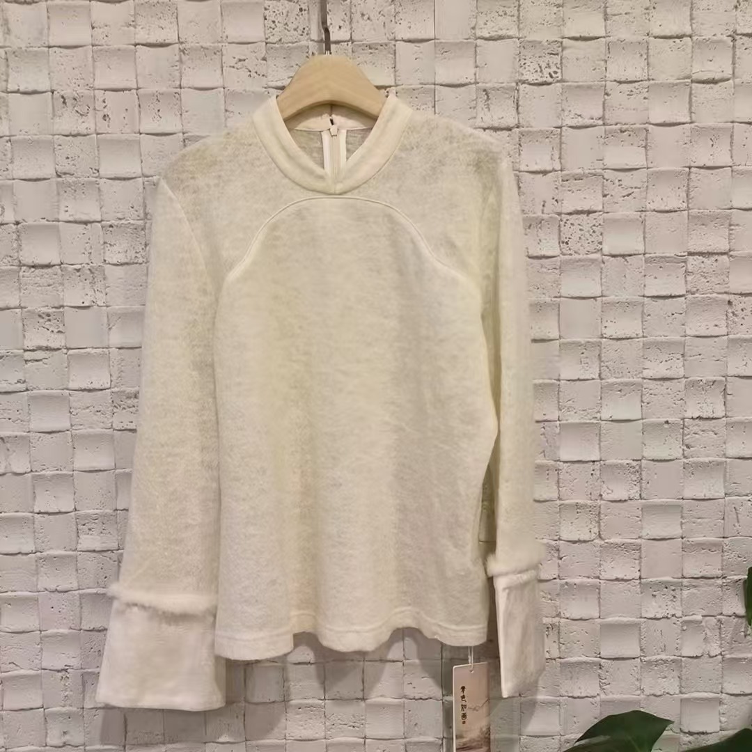 原创设计.2024新款两色秋冬上衣休闲QJ-2224102白色打底长袖时尚