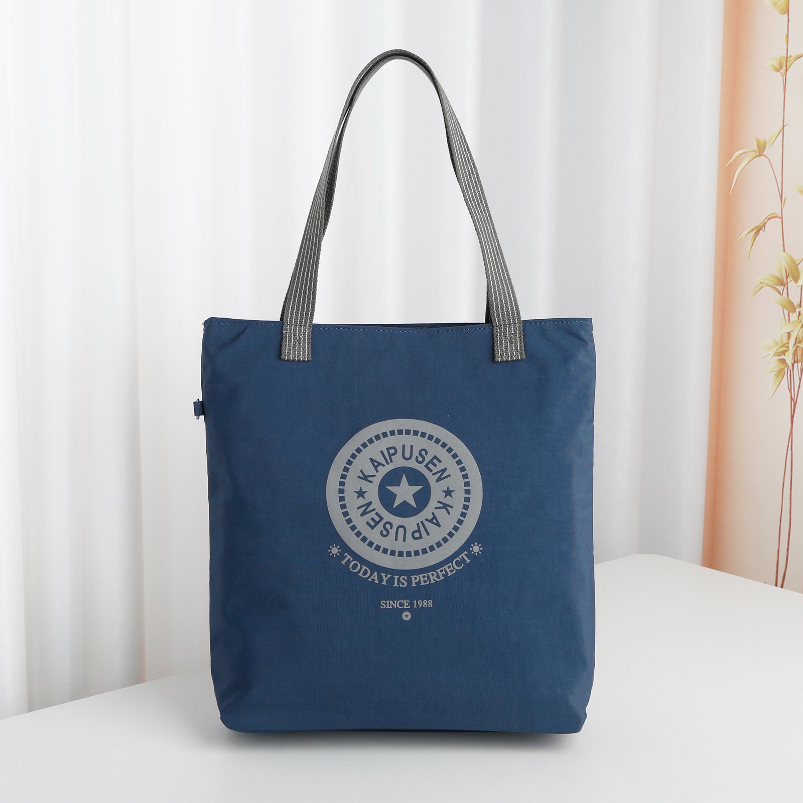 2025新款夜反光托特包休闲购物袋A4补课包防泼水尼龙布包单肩包女