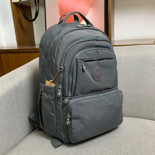 2025新款大容量多口袋防泼水尼龙双肩女包出门旅行情侣双肩背男包