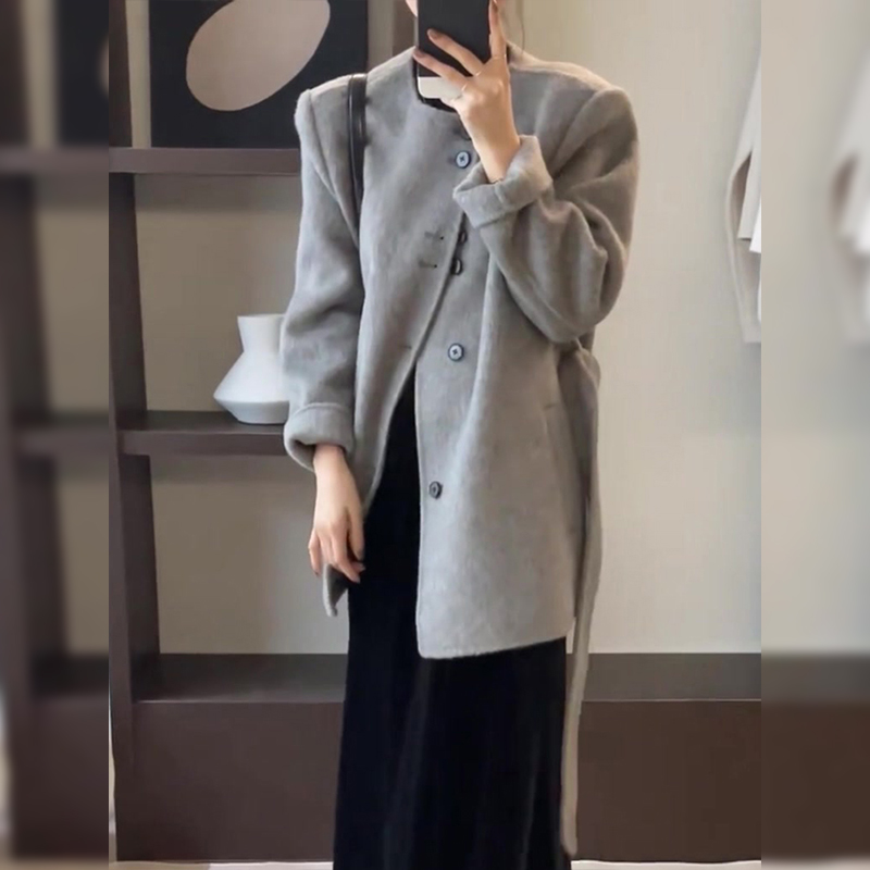 高级感气质慵懒风毛呢外套女秋冬新款系带收腰显瘦中长款灰色大衣