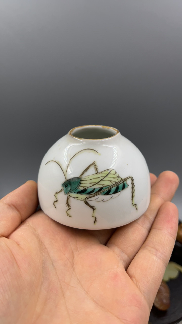 同治款老粉彩小水盂