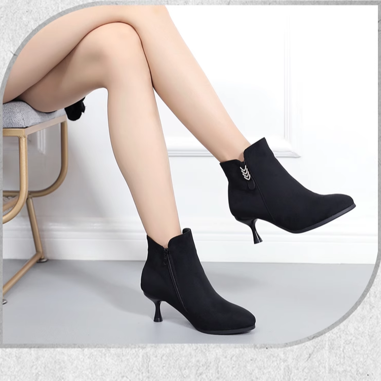 高跟单靴子新款气质时尚百搭镶钻细跟时尚工装女短靴