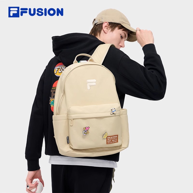 FILA FUSION斐乐情侣款休闲简约运动背包2024秋新款双肩包电脑包