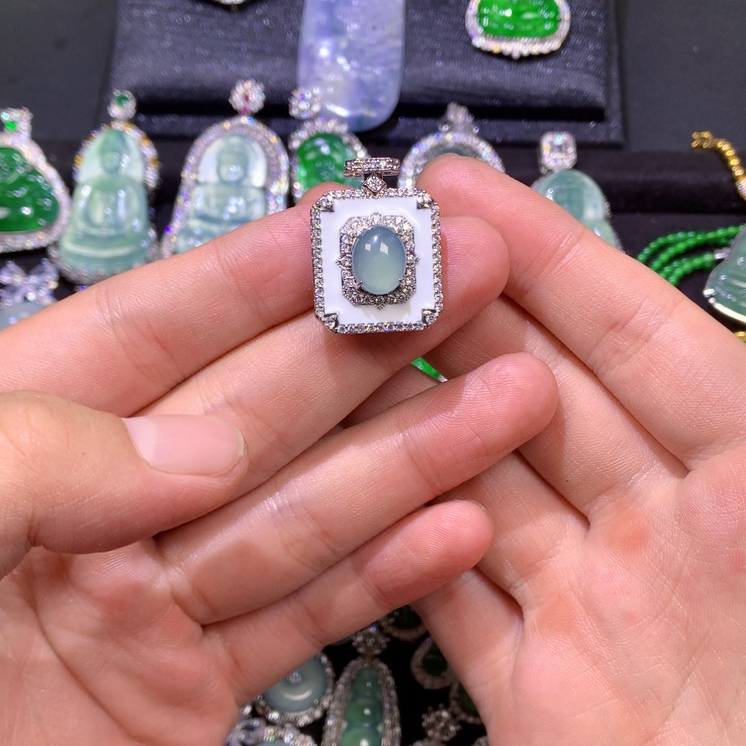 翡翠挂件未镶嵌11111111111