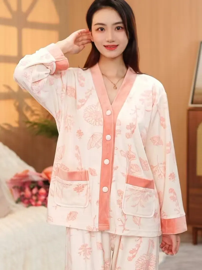 2024款秋冬季新品轻奢舒适时尚宽松保暖女士睡衣家居服套装CYY