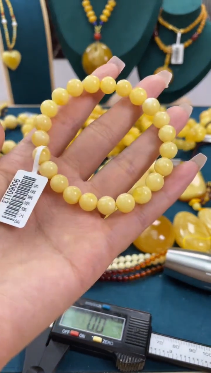 【闪购商品】琥珀裸石未镶嵌WT44