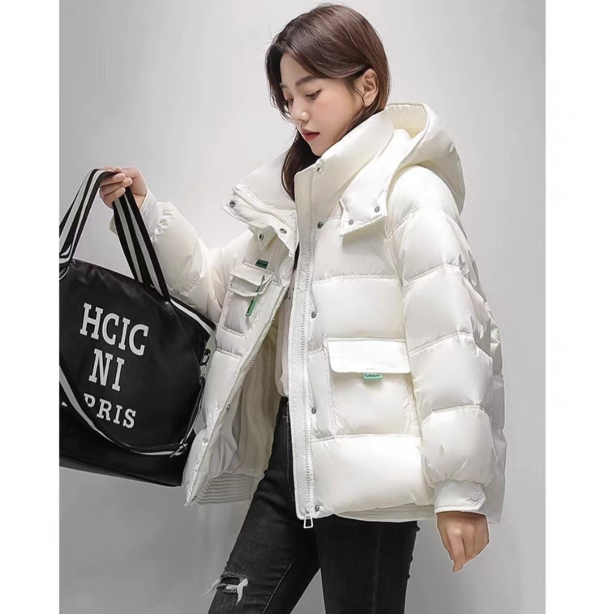 JL【别针时尚设计感】连帽羽绒服厚外套601-W