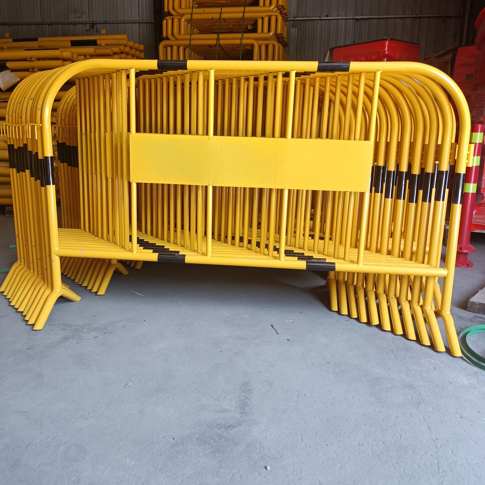 铁马护栏安全护栏隔离栏道路施工警示栏安全防护围栏支持定制