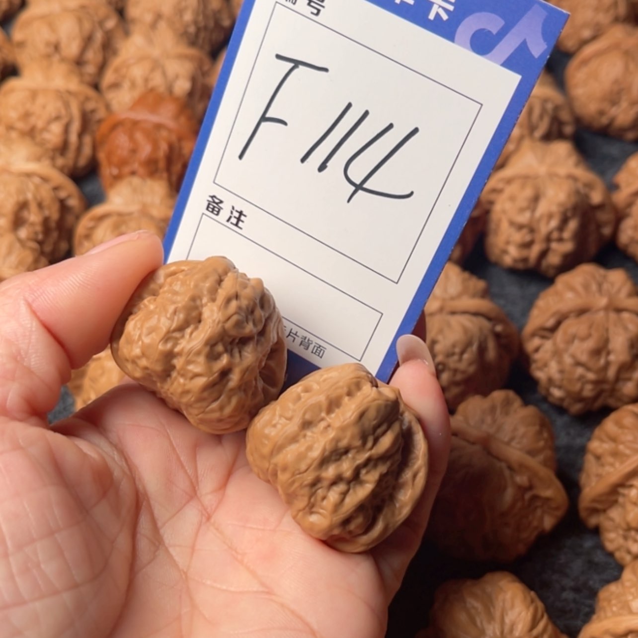 【闪购商品】桃核吊坠五*A