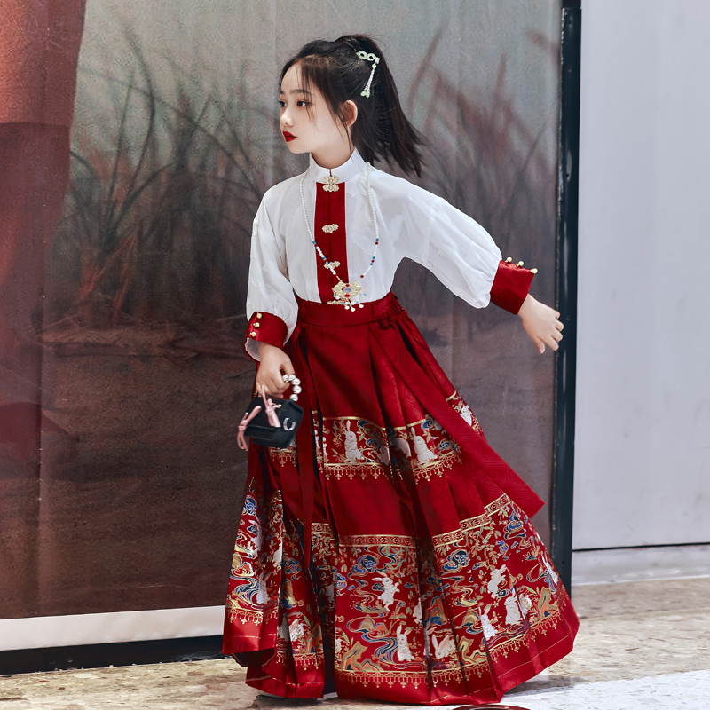 秋冬新款马面裙女童汉服新夏款早季儿童古装半身裙宝宝中国风