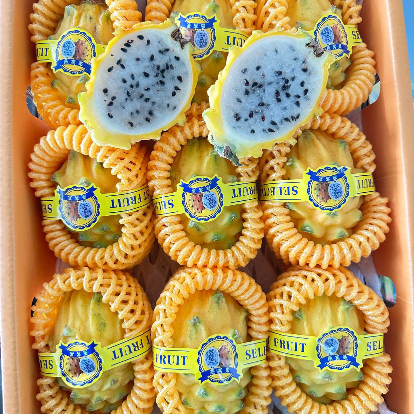 吉奇鲜海南燕窝果麒麟果新鲜水果黄皮白心火龙果孕妇水果礼盒4斤