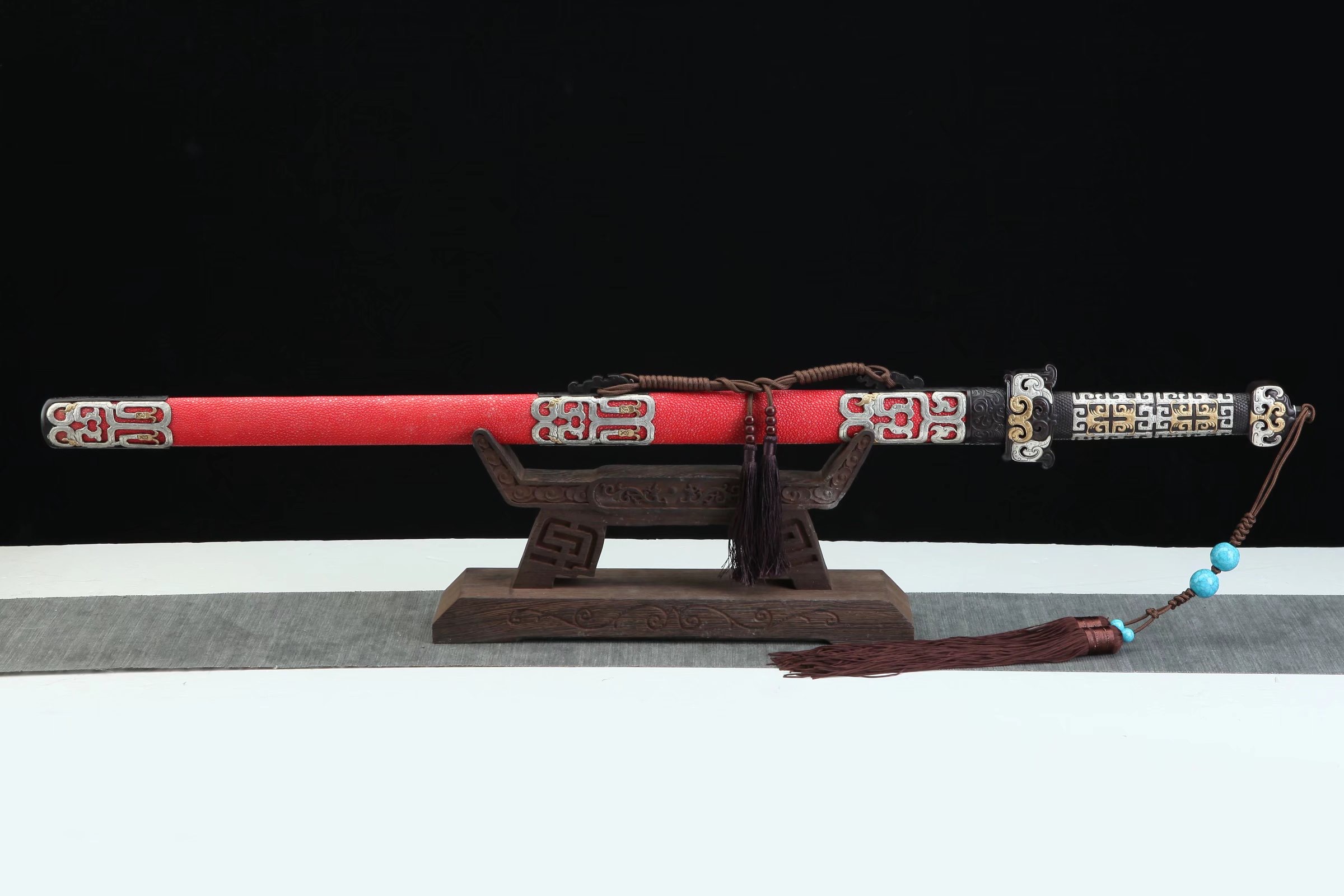 鎏金银虞帝剑红鱼皮款(红蓝黑鱼皮羽毛纹烧刃➕700)未开刃