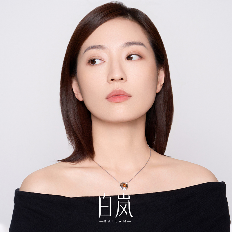 白岚扶光项链女2025新款琥珀原创设计轻奢小众气质锁骨链XL4844