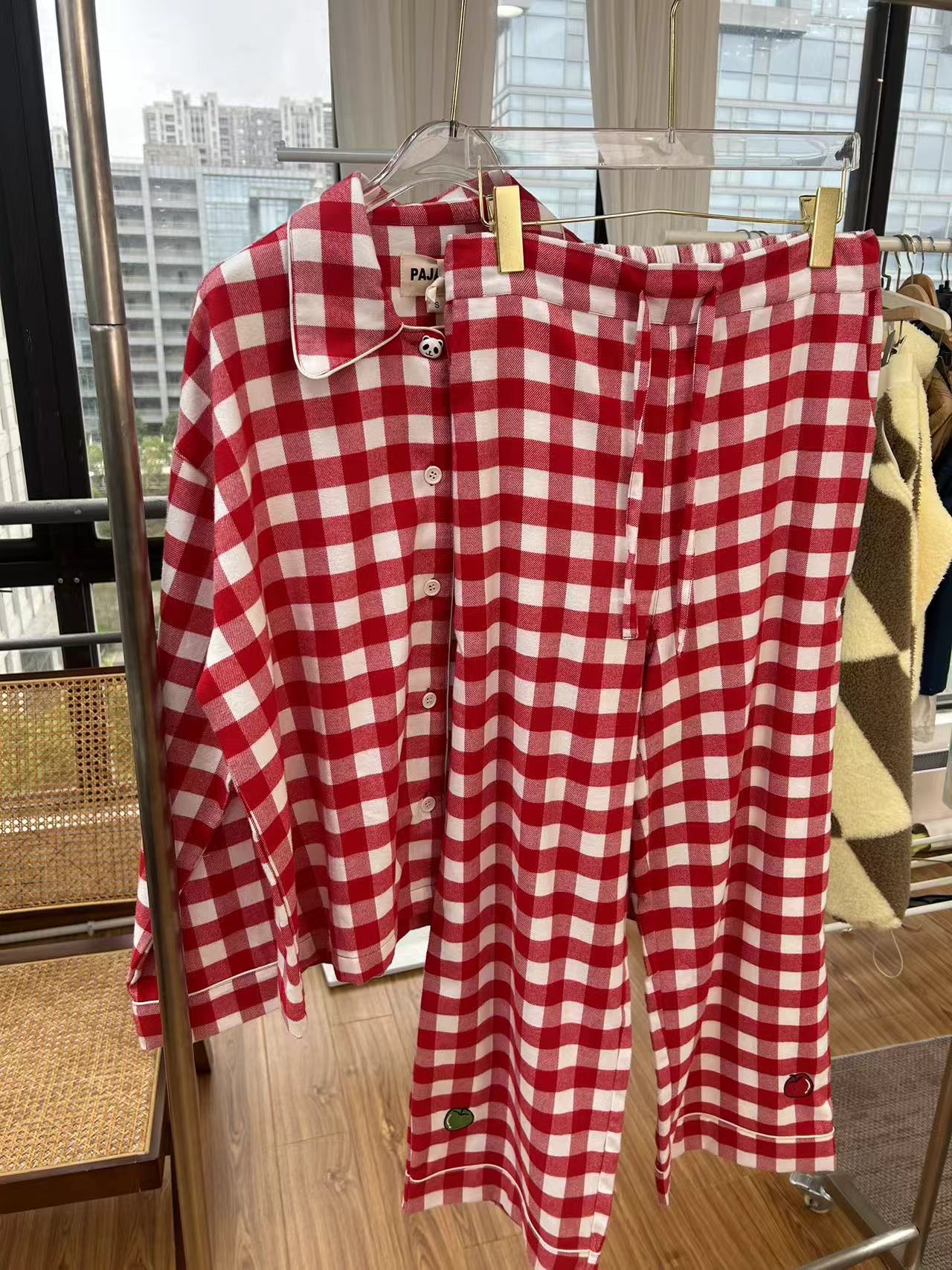 秋冬纯棉磨毛红色格子熊猫绣花女士长袖长裤睡衣家居服可外穿