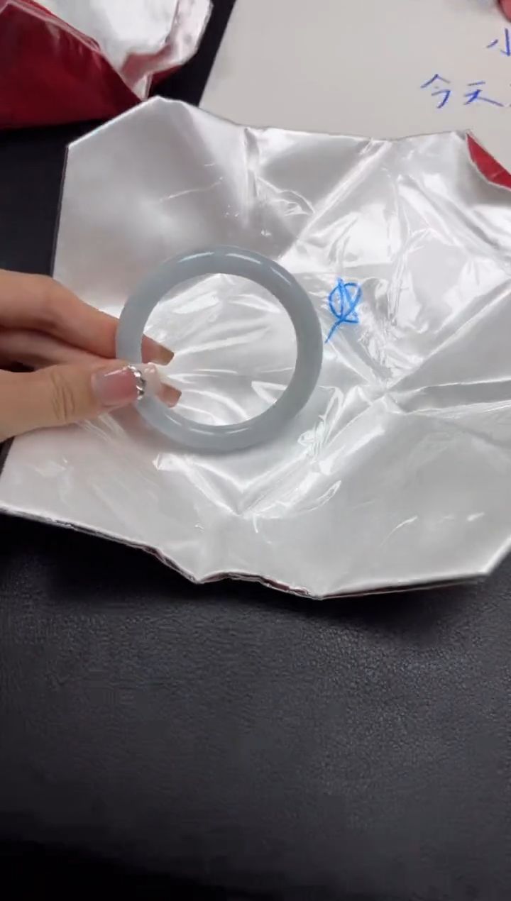 【闪购商品】翡翠手镯未镶嵌