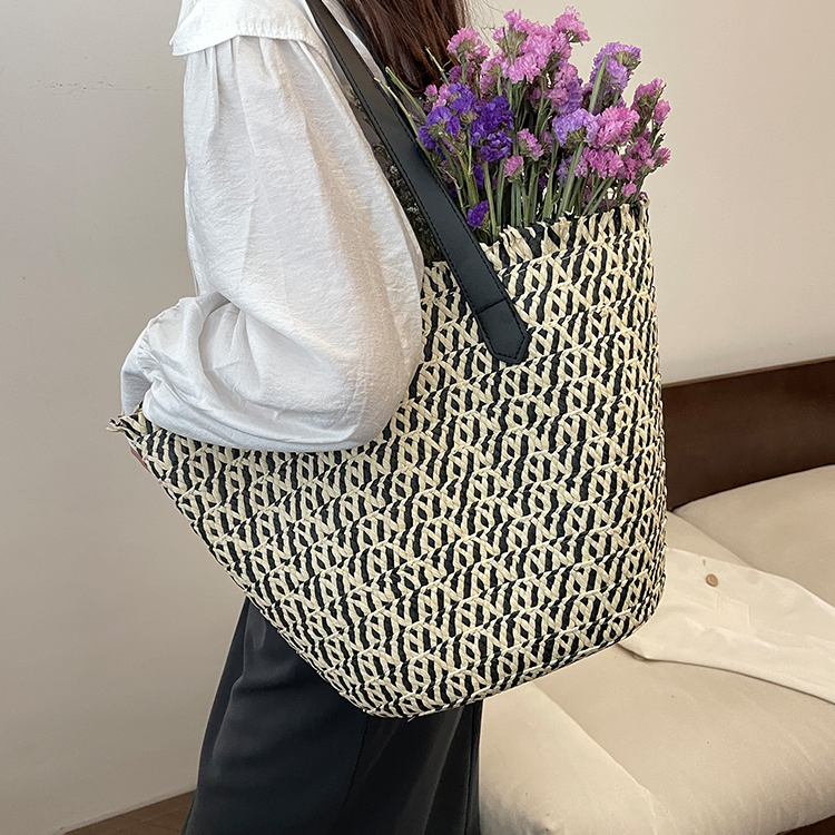 时尚百搭女士小众法式休闲大容量包包旅游沙滩包手提包上班手拎