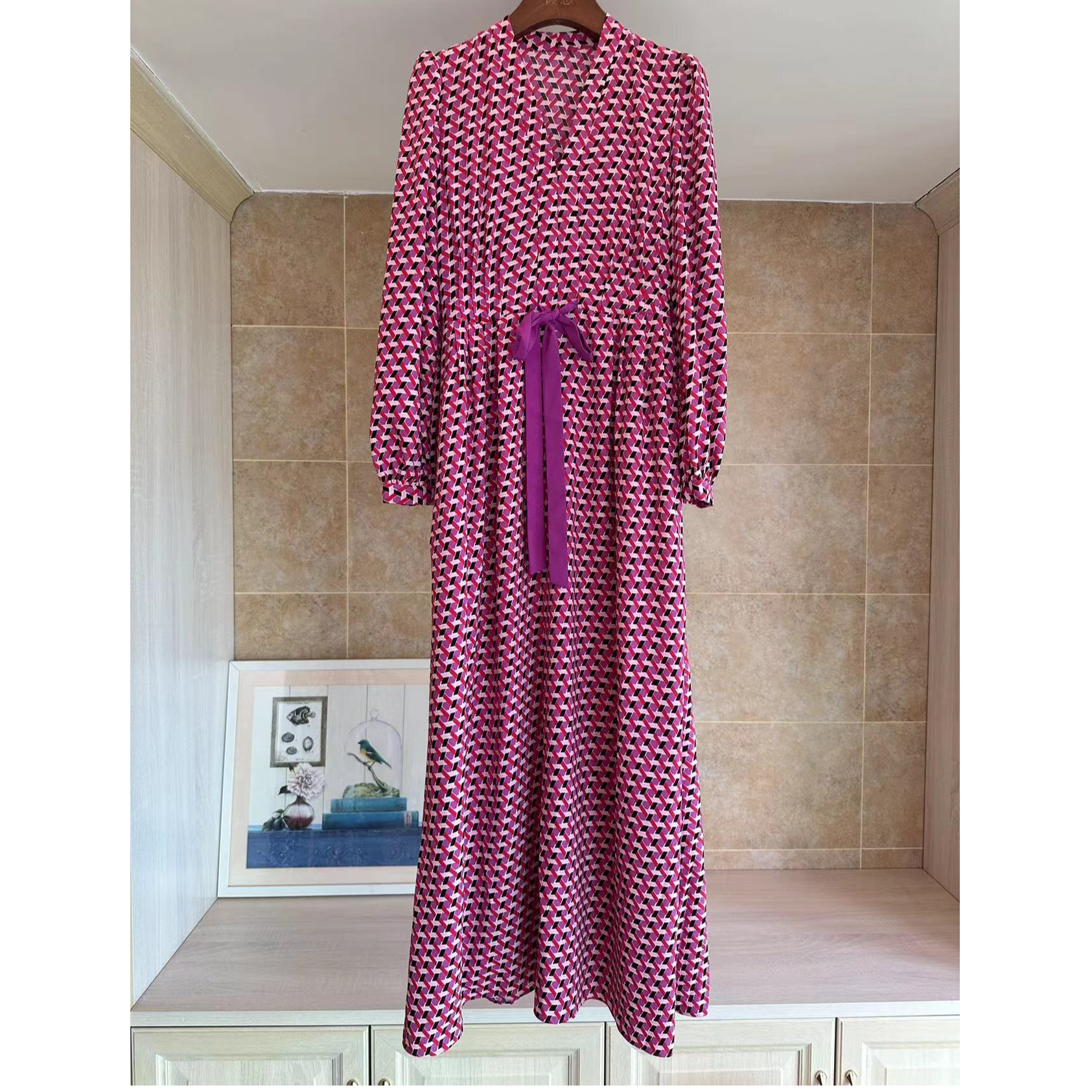 葭恩粉红几何格子印花V领高腰显瘦抽绳连衣裙0393