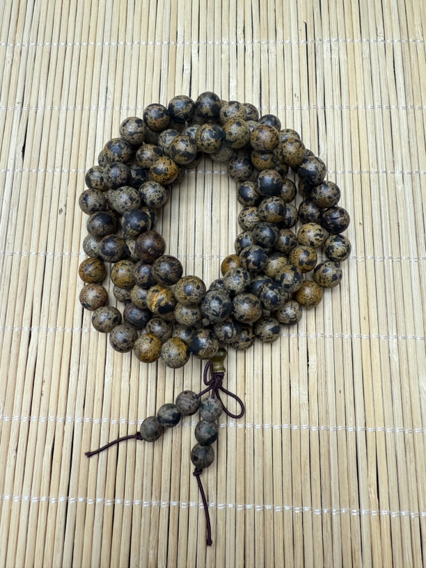 070沉木圆珠手串