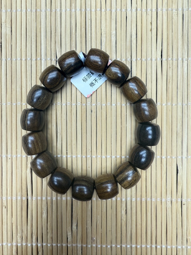 016沉木桶珠手串