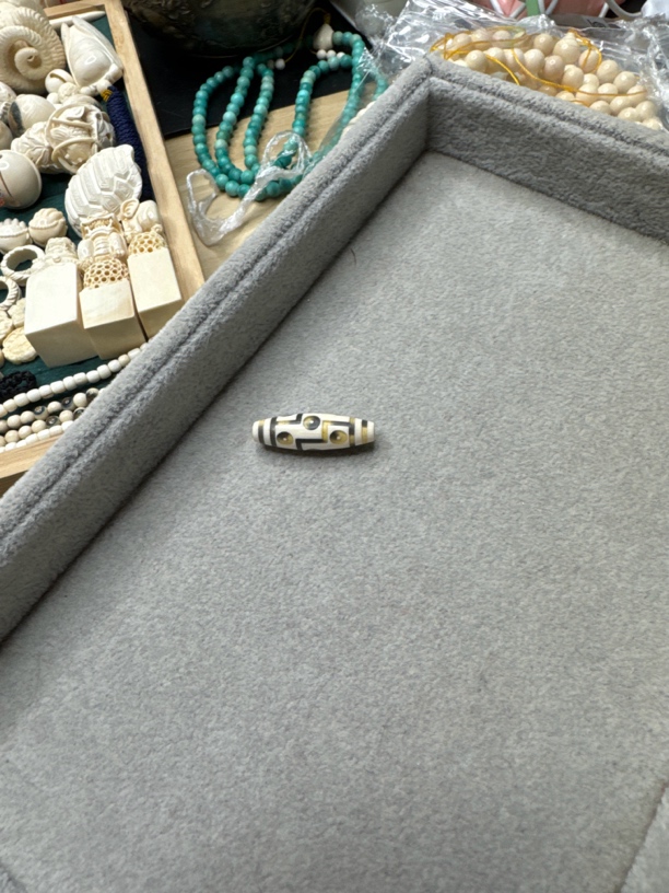 猛犸牙九眼吊坠牌子小件