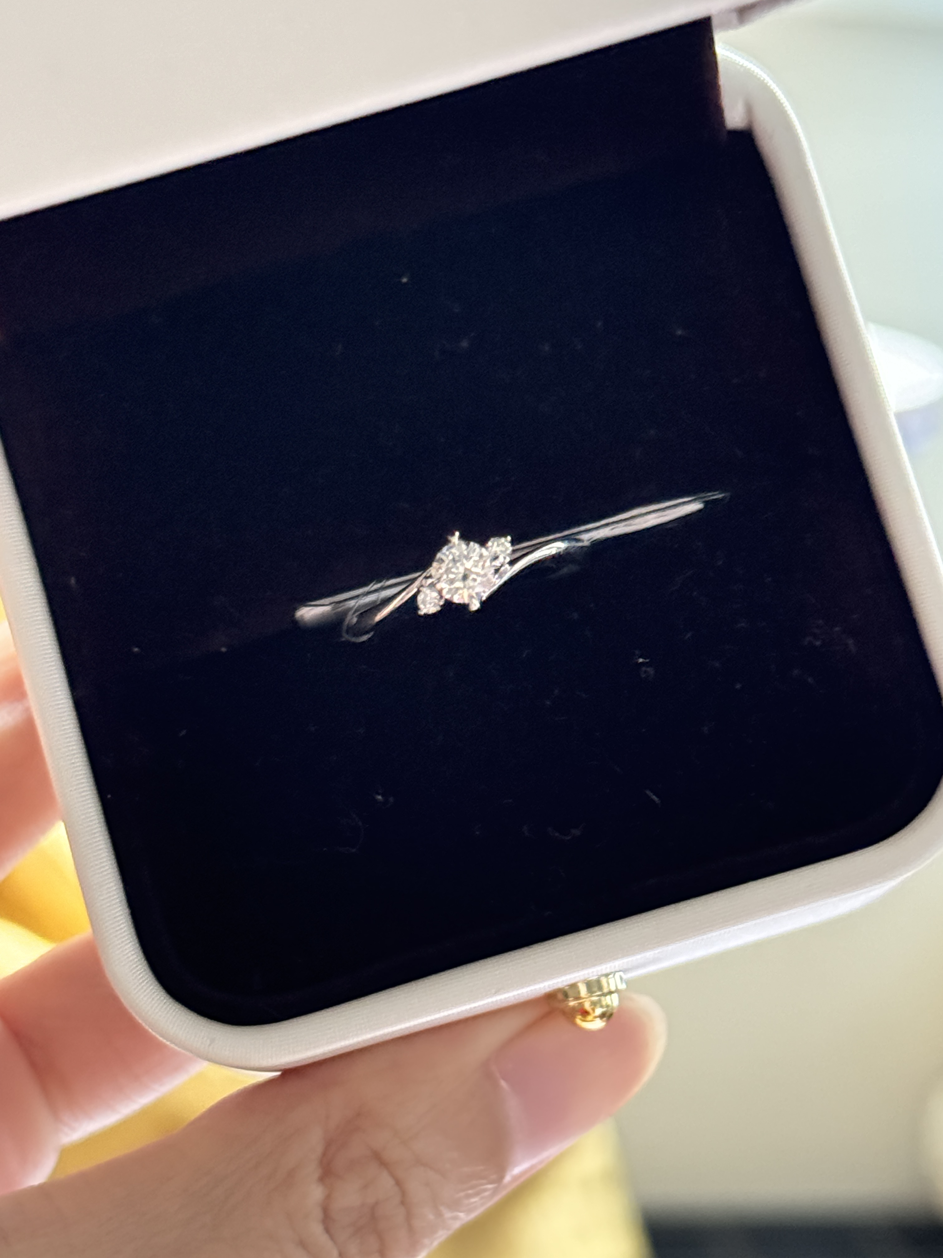 18K金天然钻石戒指30分