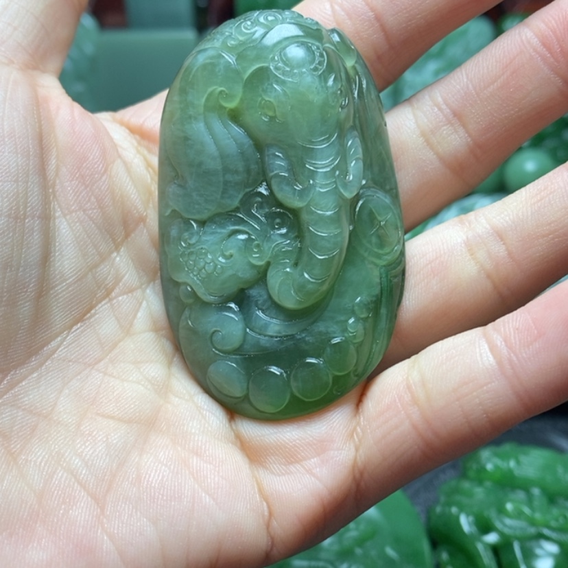【闪购商品】和田玉（碧玉）颈饰未镶嵌瀚*珩