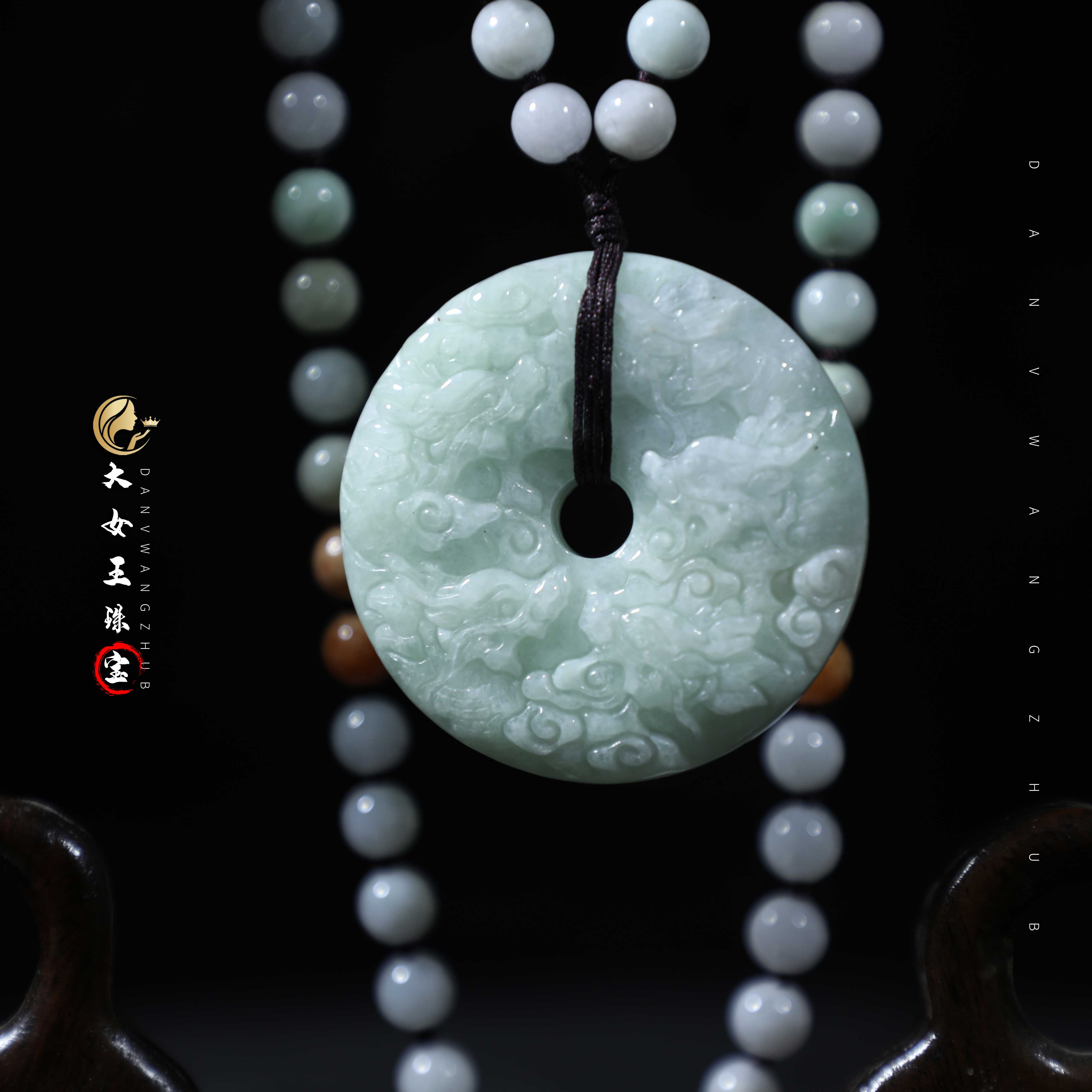【大女王珠宝】翡翠龙牌吊坠/多样性发一件，赠链