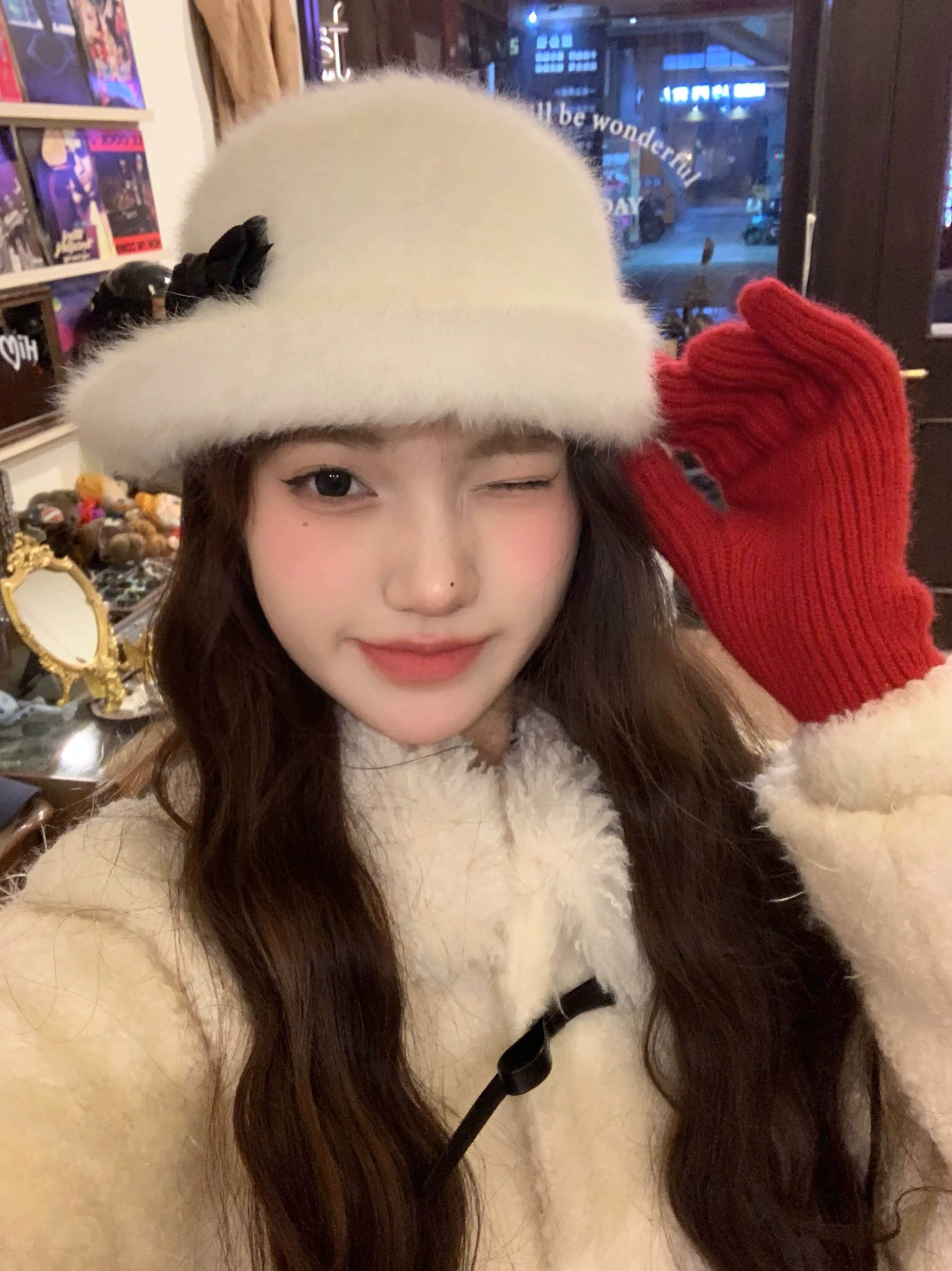 圣诞氛围感毛绒蝴蝶结渔夫帽子女秋冬季韩版显脸小水桶帽百搭盆帽