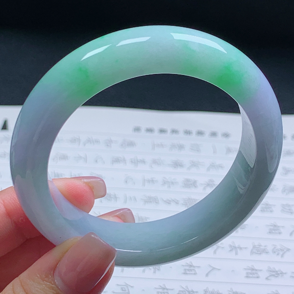 54圈天然翡翠A货老坑冰糯种春带彩宽版厚装手镯042绿色飘绿平安镯