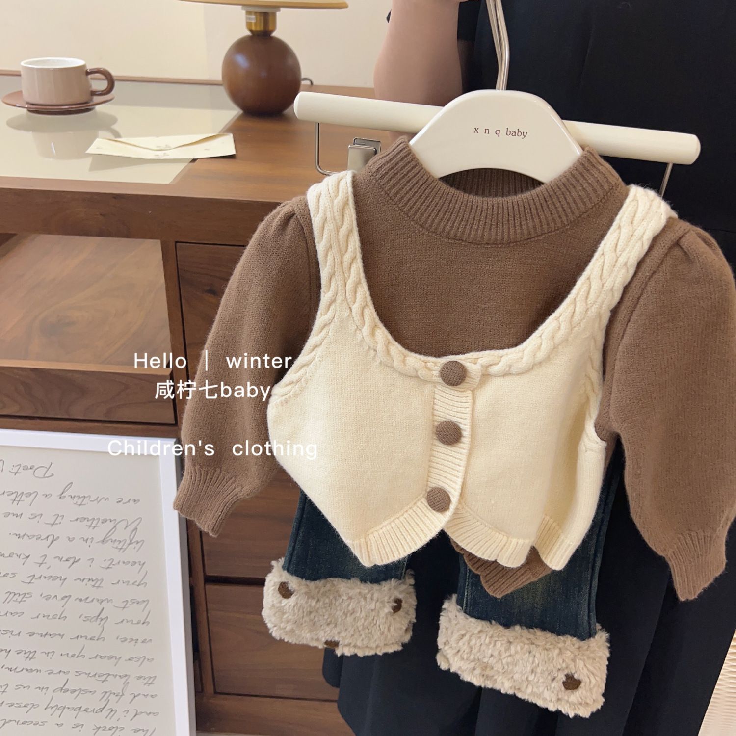 女童秋冬套装新款女宝洋气假两件套毛衣加绒牛仔裤休闲两件套