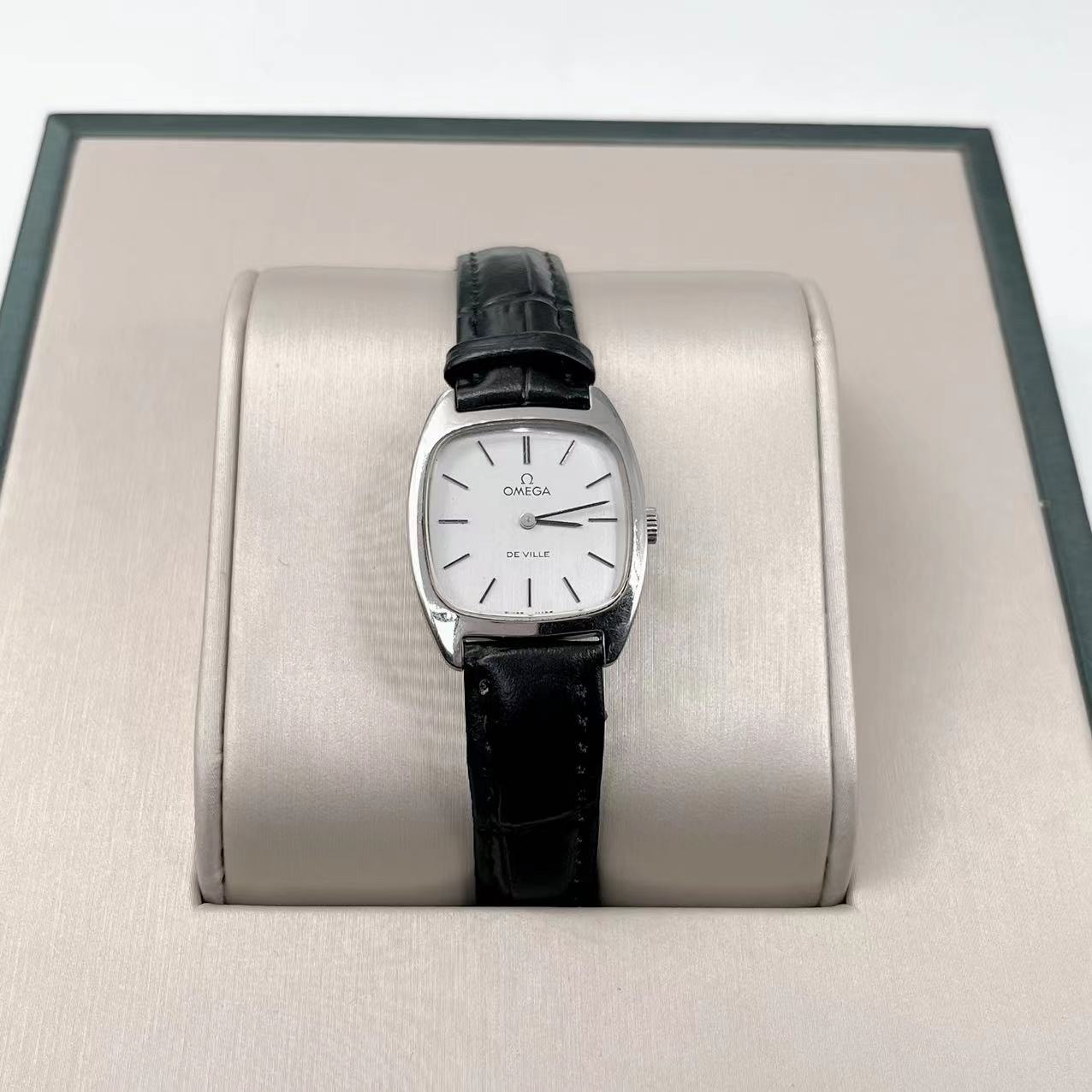 95新 Omega/欧米茄 手动机械腕表25mm/公价28999/WH5245