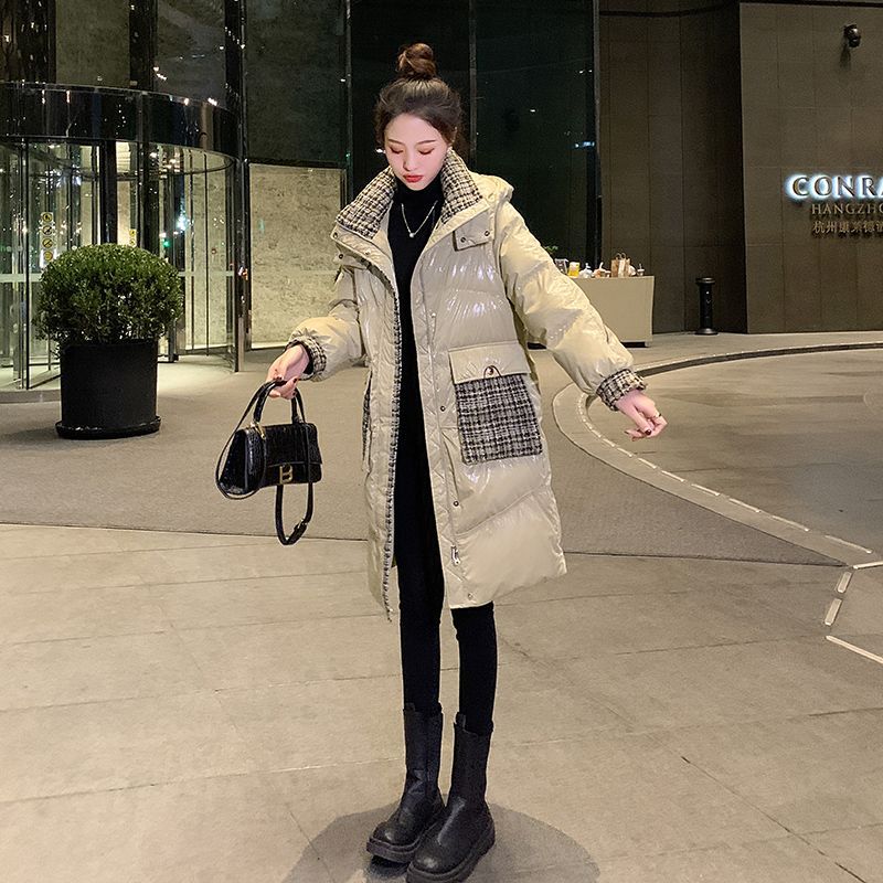 波司澄亮面拼接羽绒羽绒服女冬中长款2023年新款时尚免洗宽松显瘦