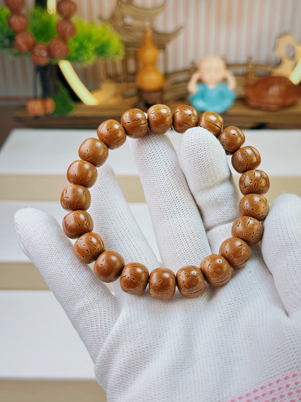 精品桃核一品小红牛老型桶珠