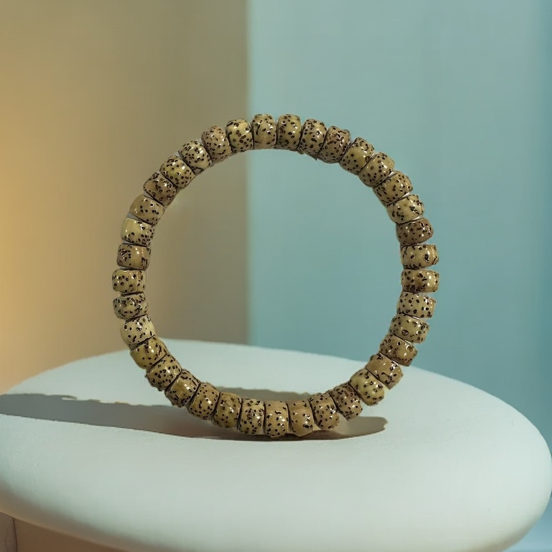 P66 星月菩提药片珠0.8cm单圈手串