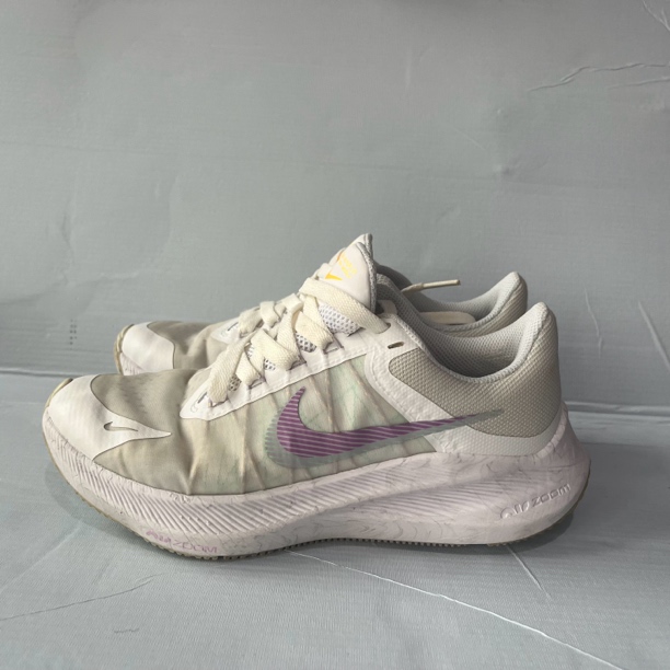 36.5码耐克低帮运动鞋nikezoom女款白灰紫公价