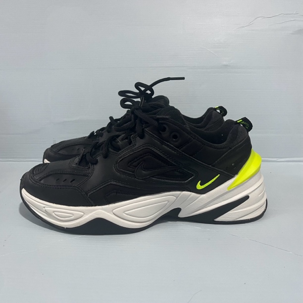 39码 耐克低帮运动鞋 Nike m2k 男女同款 黑黄 公价2290