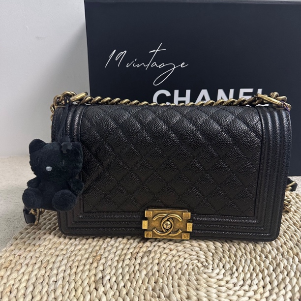 95新 Chanel/香奈儿 黑金荔枝纹中号leboy 成色以直播间为准