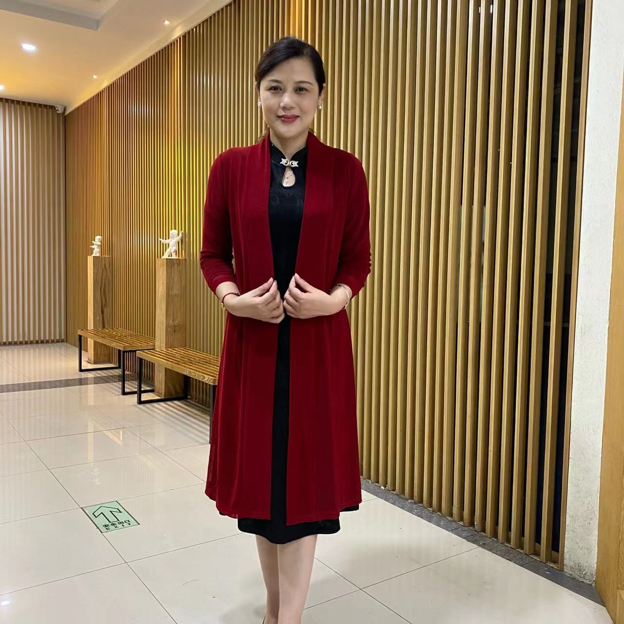 大码披肩时尚网纱外披优雅百搭轻奢气质中长款显瘦洋气长袖宽松