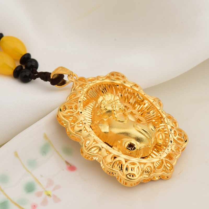  貔貅吊牌项链时尚气质精美百搭手工雕刻礼物项坠