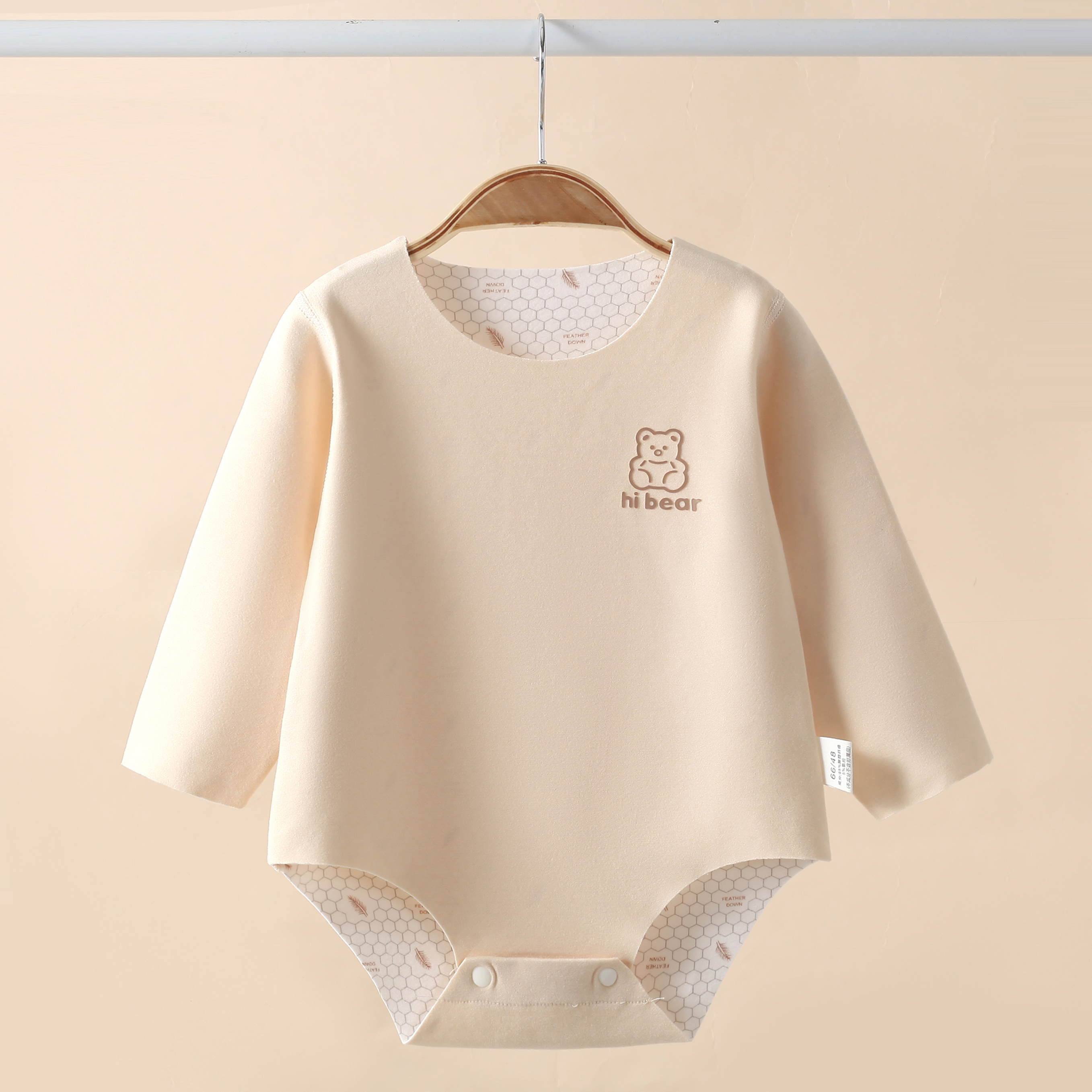 婴儿秋冬保暖包屁衣长袖德绒三角护肚连体衣春季无骨爬服哈衣