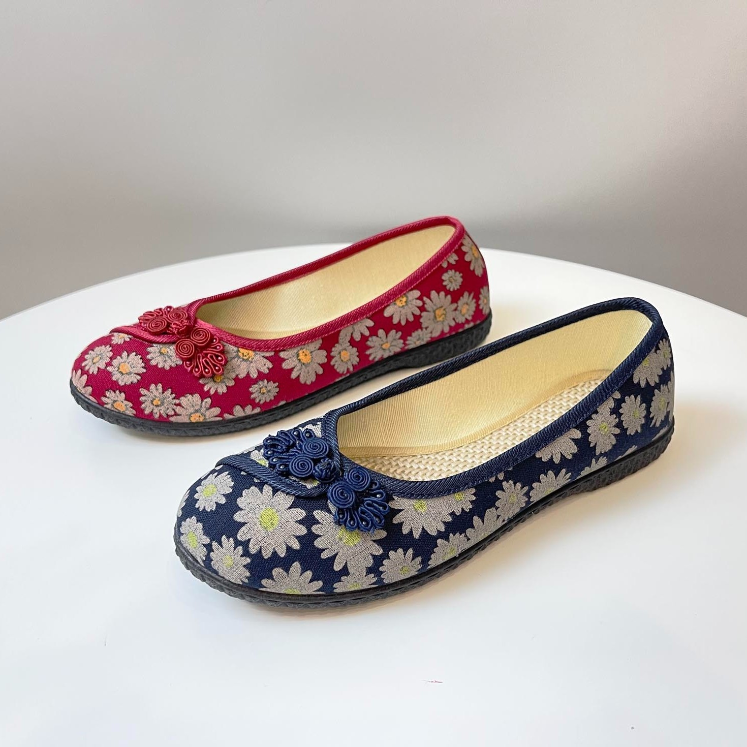 A-235 老北京布鞋圆头平底软底