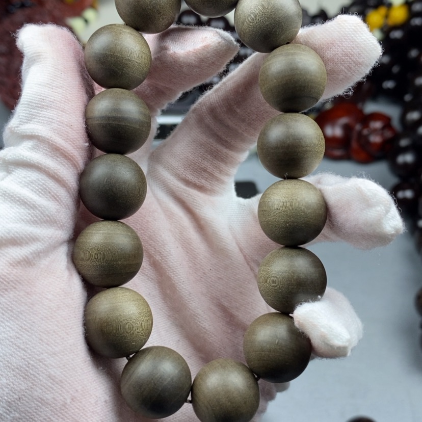 【闪购商品】檀木J*