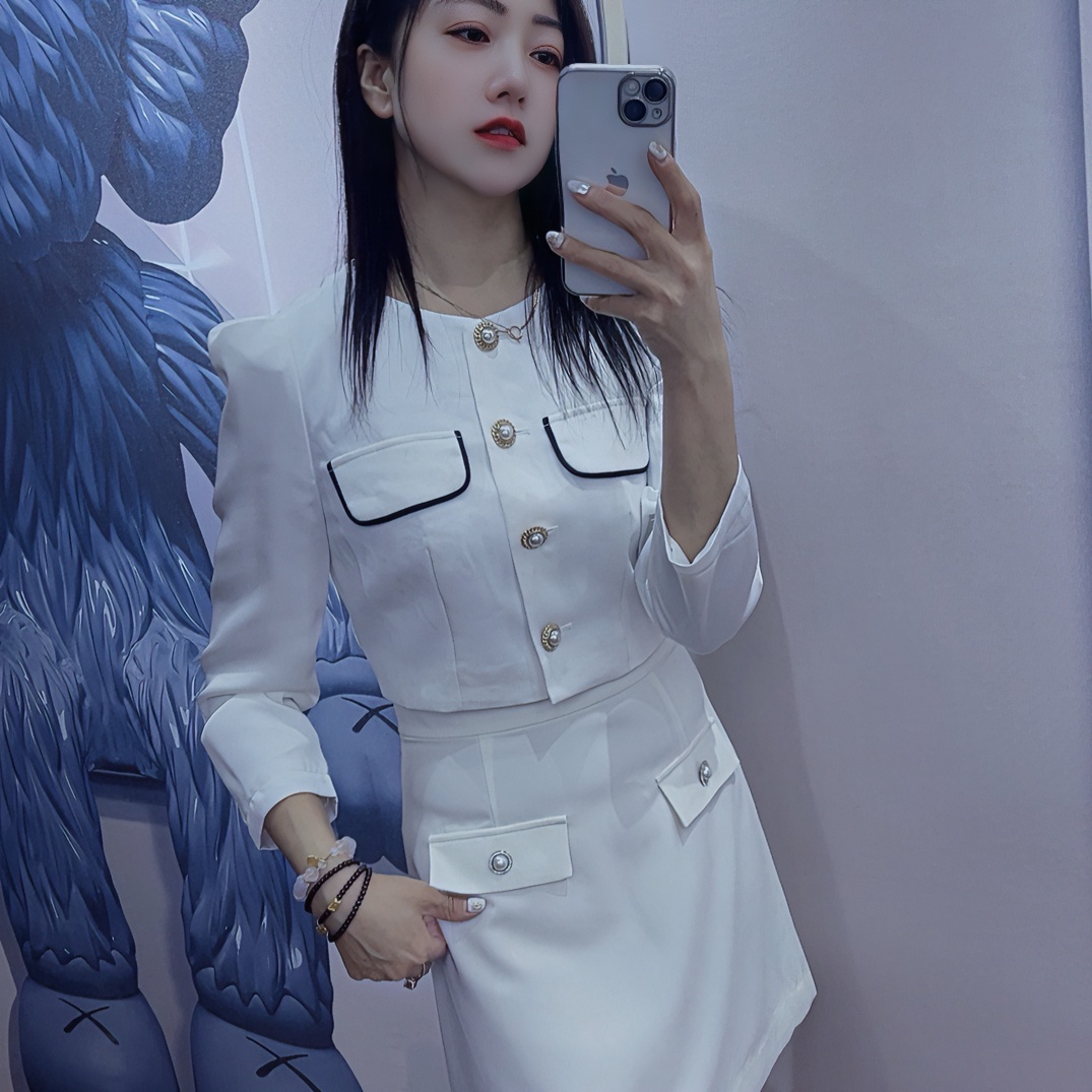 卓零女装：对应备注号价格拍【完美主义者慎拍】时尚设计感显瘦气质