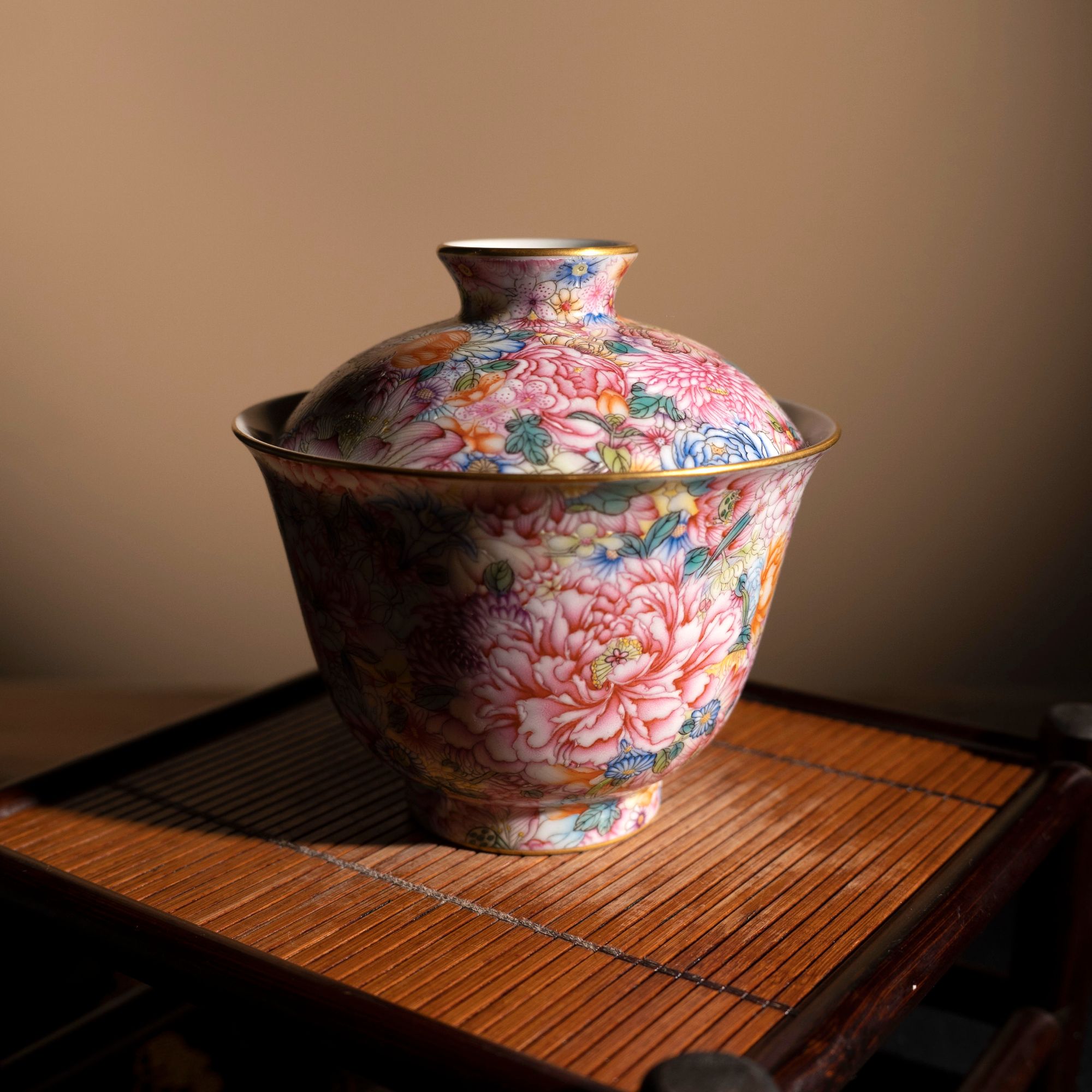 【溢珍】- 万花盖碗