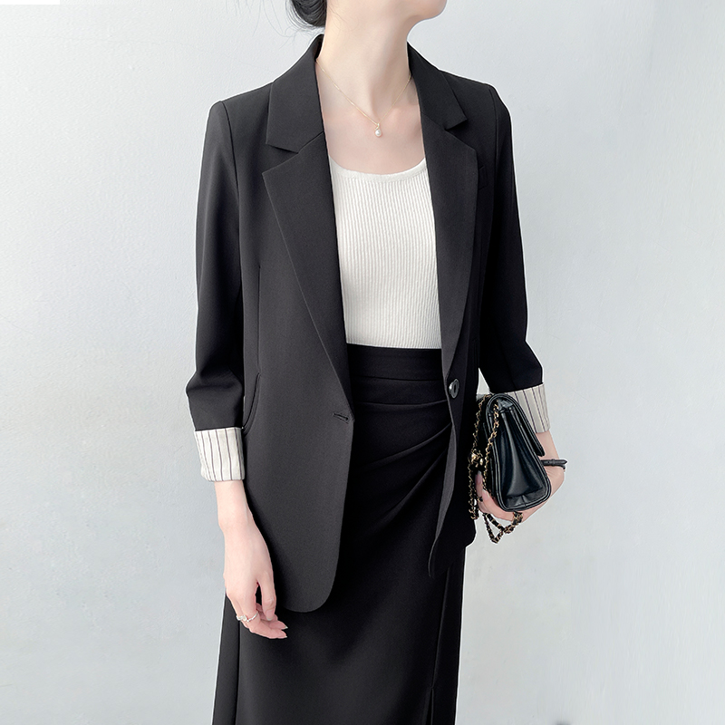 Q406百搭高级感修身西装外套女士显瘦黑色小西服通勤职业面试正装